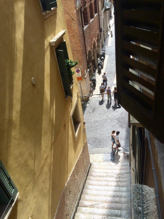 Casa Martini Piazza Erbe Apartamento Verona Exterior foto